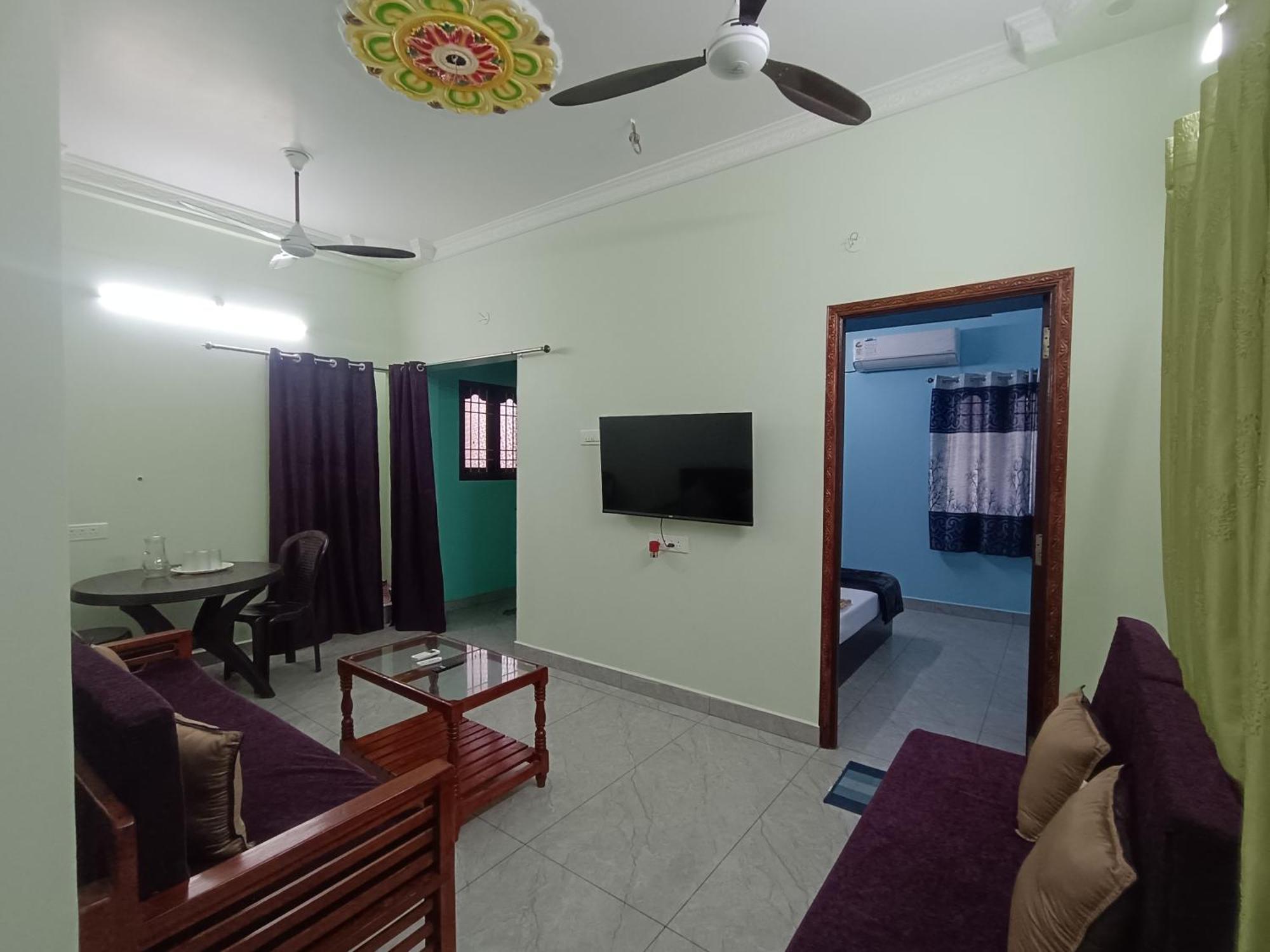 Sk Villa Homestay Puducherry Eksteriør billede